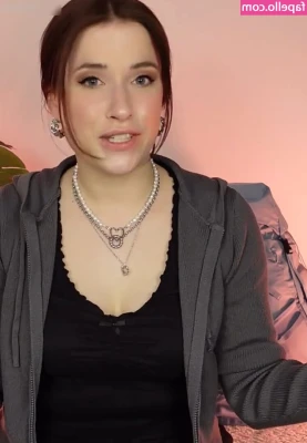 Saskia Fröhlich [ saskia-frhlich ] - HEY BABES...GUESS WHAT?!!!!!! IM AVAILABLE FOR A SKYPE TODAY AT 5!!!!