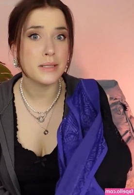 Saskia Fröhlich [ saskia-frhlich ] - Mondays are for undressing...