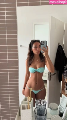 Aimee Jai Hall [ aimee-jai-hall ] - no role play this week just me trying to fuck myself but my pussy is
