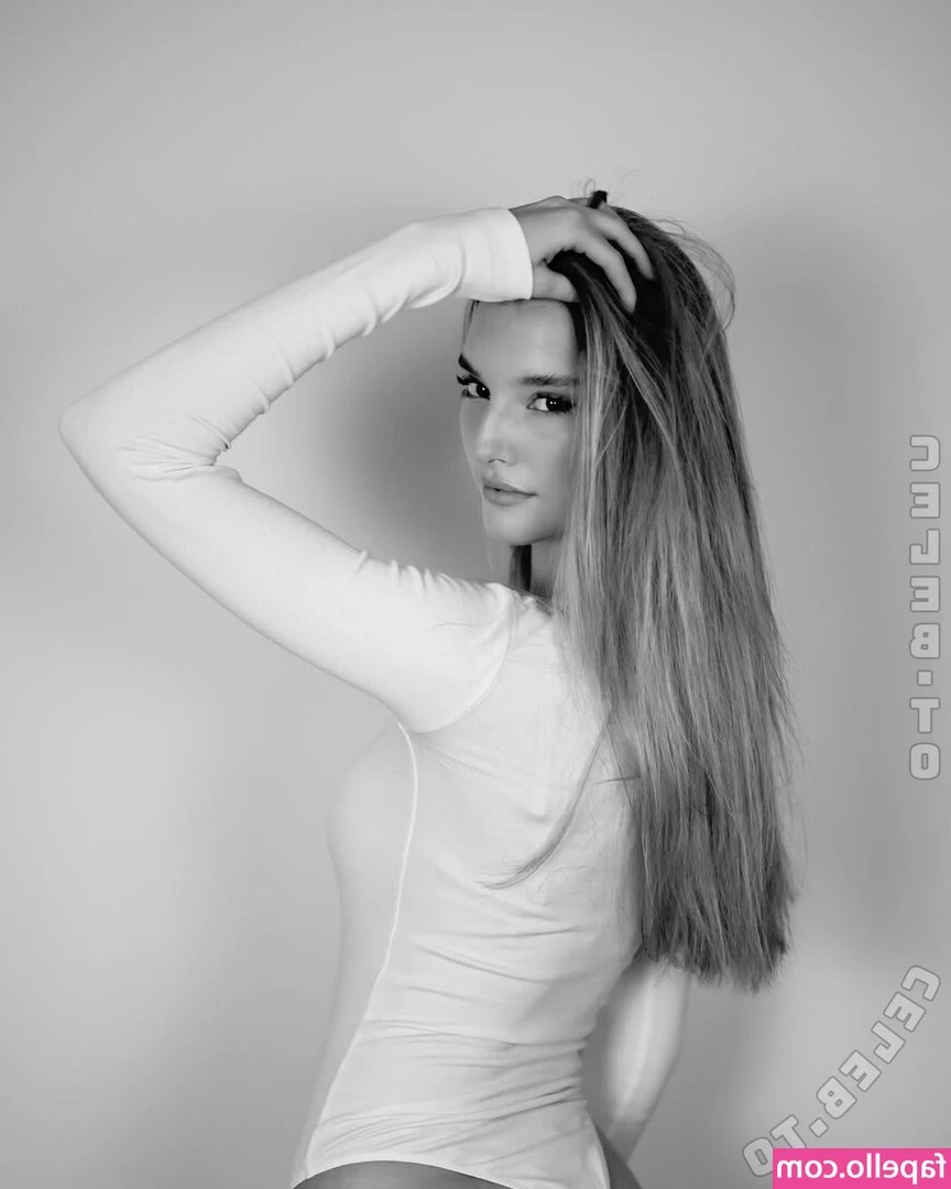 Luciaa.hln [ luciaa-hln ] - Horny as hell, which frankly makes me more horny and inclined to be
