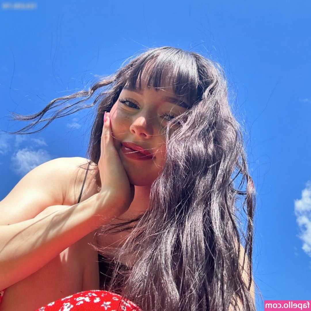 Nohyuukii - Lay back and let my whip kiss your flesh.