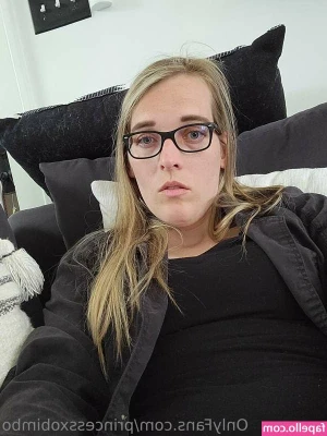 princessxobimbo - Good morning from your perfect angel Goddess ♡ My eyes are up here!