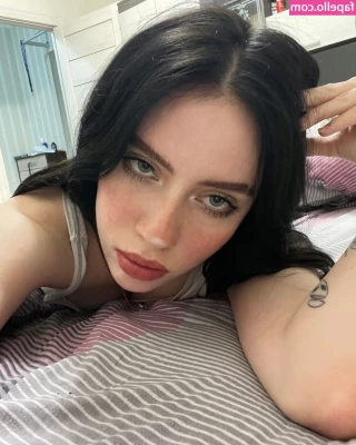 Irina Minkina [ irina-minkina ] - Doing something I've literally never done on this page and sending a