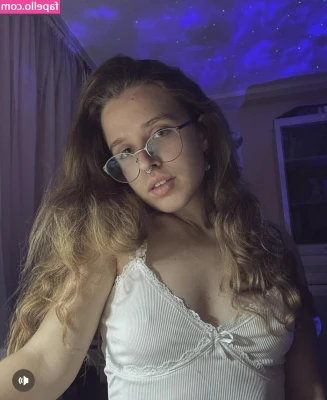 curly_decency [ curly-decency ] - The chastity sentence is over     Hey all  I wanna try something fun 