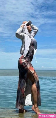 Han Hang [ han-hang ] - More behind the scenes with strictly glamour