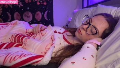  [ asmr-koriayn-2 ] - Work hard, play harder.