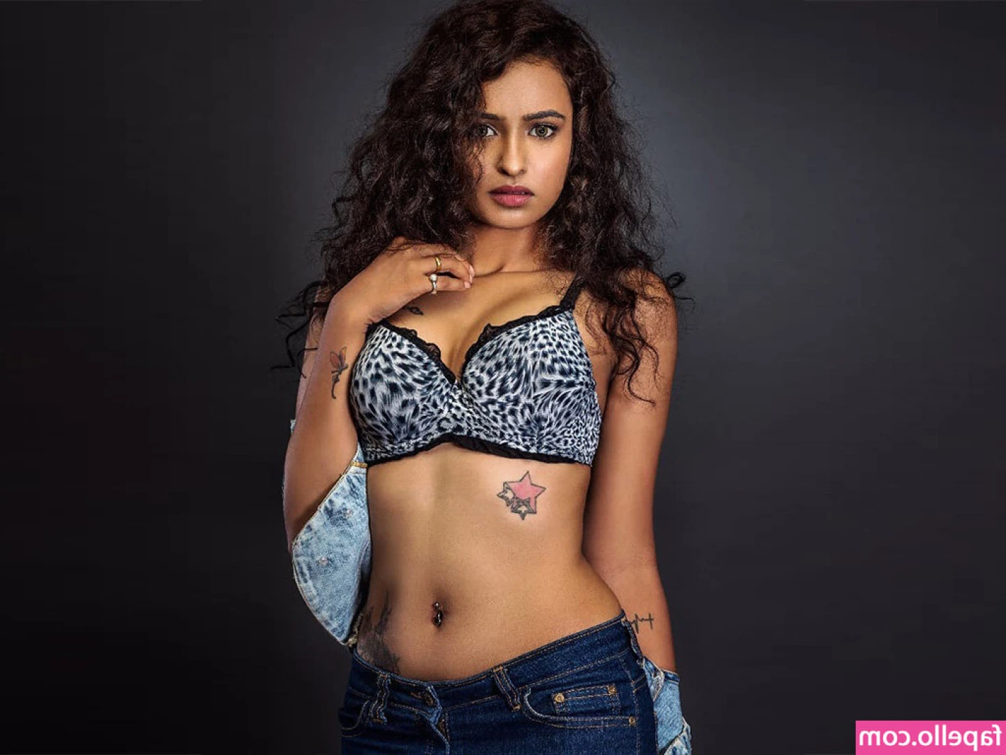 Tanvi Patil [ tanvi-patil ] - Happy Sunday :)