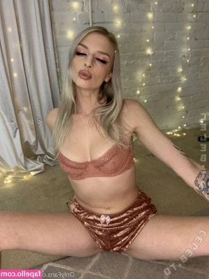 babylalaaa - Hmmmmmm