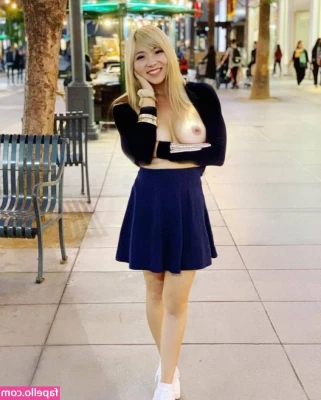 Yvonne [ yvonne-1 ] - oily af