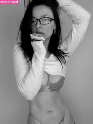 innervus - Happy Hump Day Babe!!!