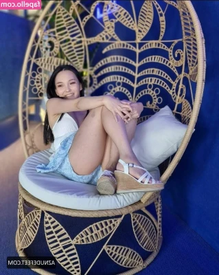 Youna Kang [ youna-kang ] - Come see me today!
