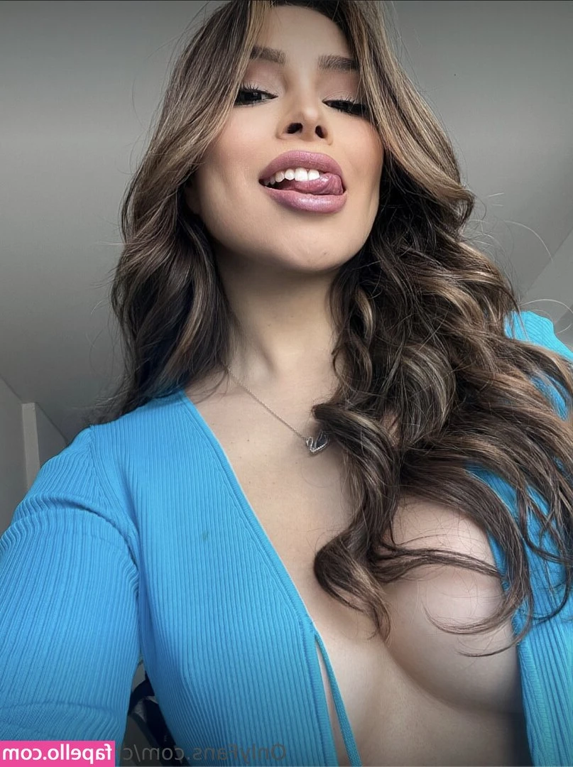 Bellini Italiana [ bellini-italiana ] - Always looking for creative ways to get fucked!😈😏😎😍