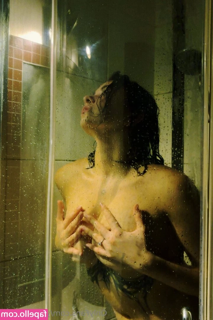 yulkachash - Who wants to shower with me