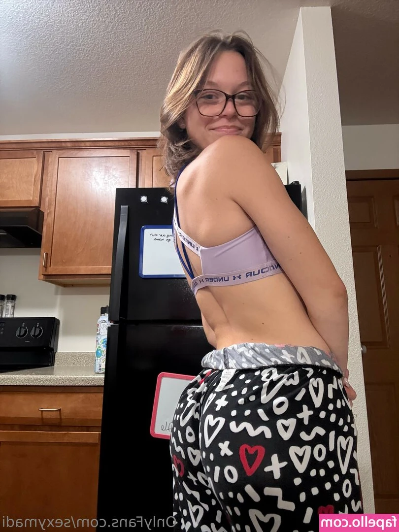 sexymadi - Shooting some lustful videos for my cult 💙