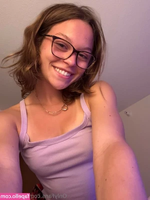 sexymadi - ik you love it when I spread it 😊