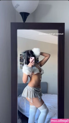 Dhawani Chugh [ dhawani-chugh ] - I wanna rave so bad