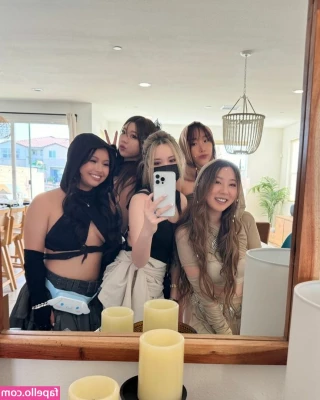 AngelsKimi [ angelskimi-1 ] - In desperate need for someone to motorboat these big juicy tits of