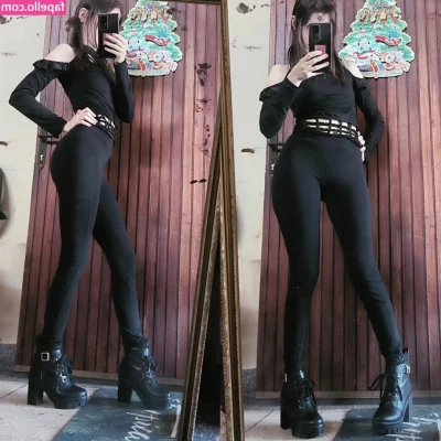 Suminoze - BIG ASS Trans Woman Fingers Herself