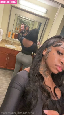 barbiebugatti - So much booty 🥵️