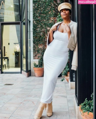 Karen Civil [ karen-civil ] - I’m in my happy place when I’m in the kitchen 😻😻😻😻