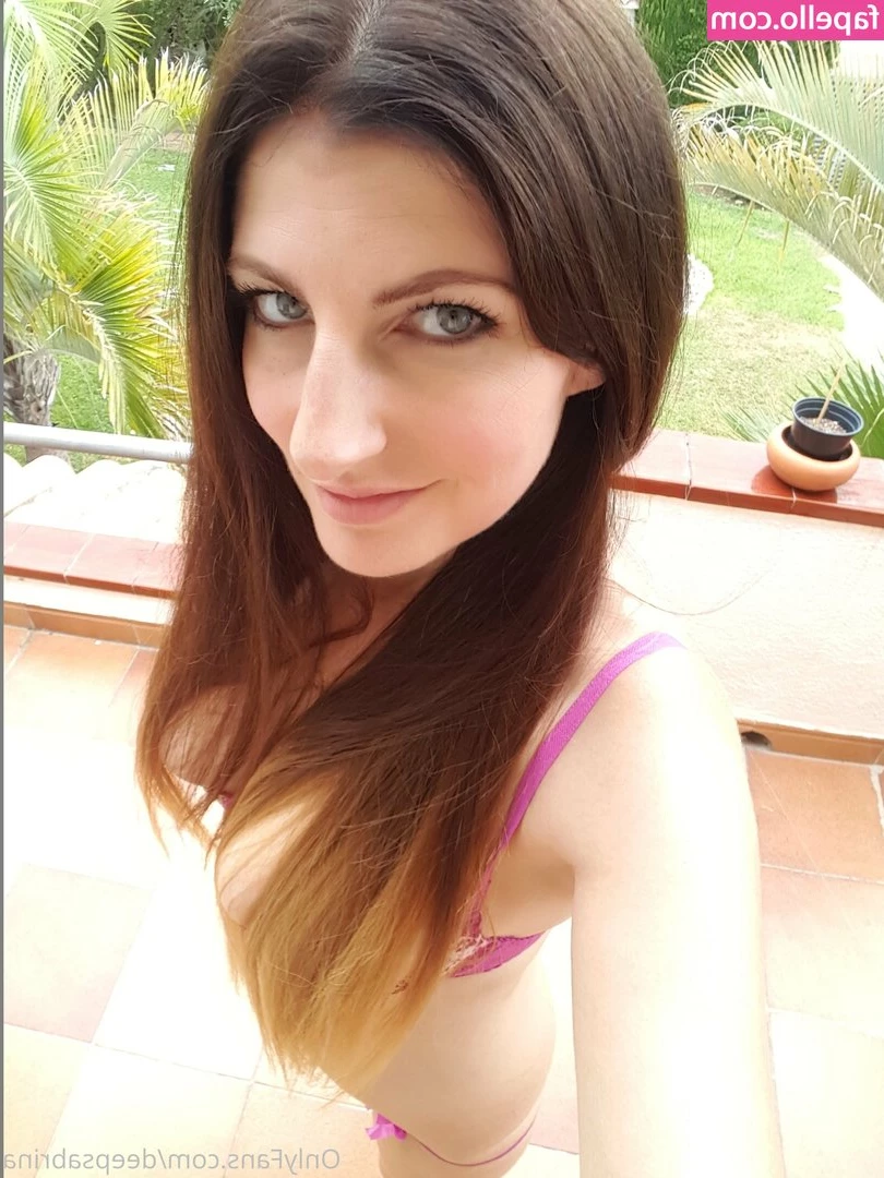 deepsabrina - Your cutie Aisu can be quite a cheeky girl who might surprise you. Do