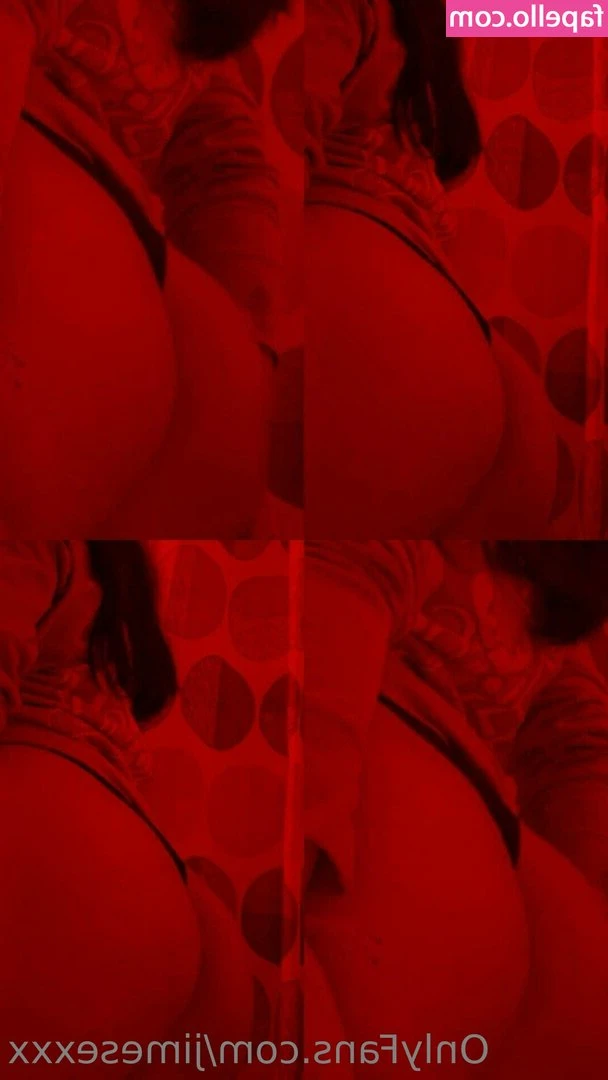 Jimesex - I had a boob come out, come and put it back in place 🙊🔥.