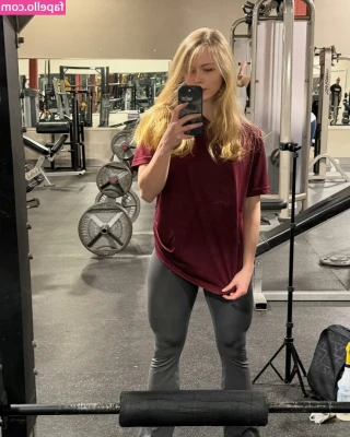 MarilynAmberr - Maybe I should clean that 😅