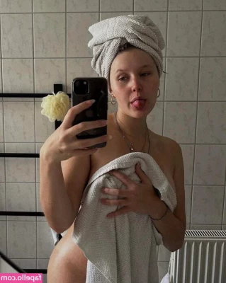 cirizzzle - When you’re minding you’re own business and your cock decides to