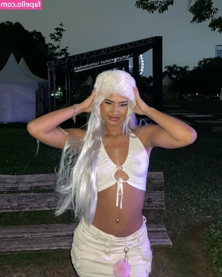 baddiejuu - Need someone to keep me cumming