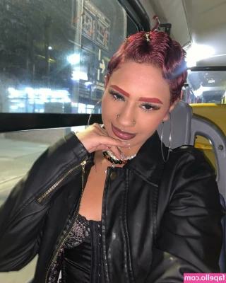 baddiejuu - 2 X NAKED  2 X JUICY DICK  QUICK NAKED CLIP