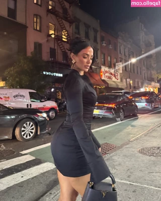 baddiejuu - Turn it up