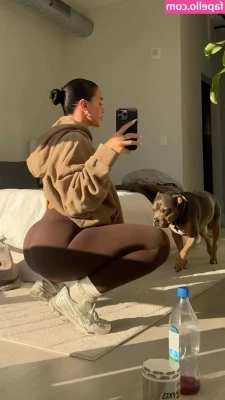 baddiejuu - Sometimes I m a little to much     A veces soy un poco demasiado
