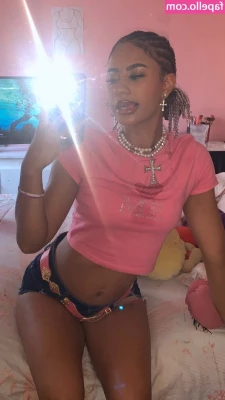 baddiejuu - Getting in the spooky spirit  I love love lovvee this outfit   i need