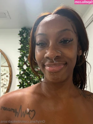 Dreka Cakez [ dreka-cakez ] - FUCK ME… EAT MY ASS… EAT MY PUSSY… SPREAD MY ASS… KISS ME…