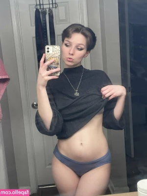 ComfyGrimRose - I'm ready to play 😈