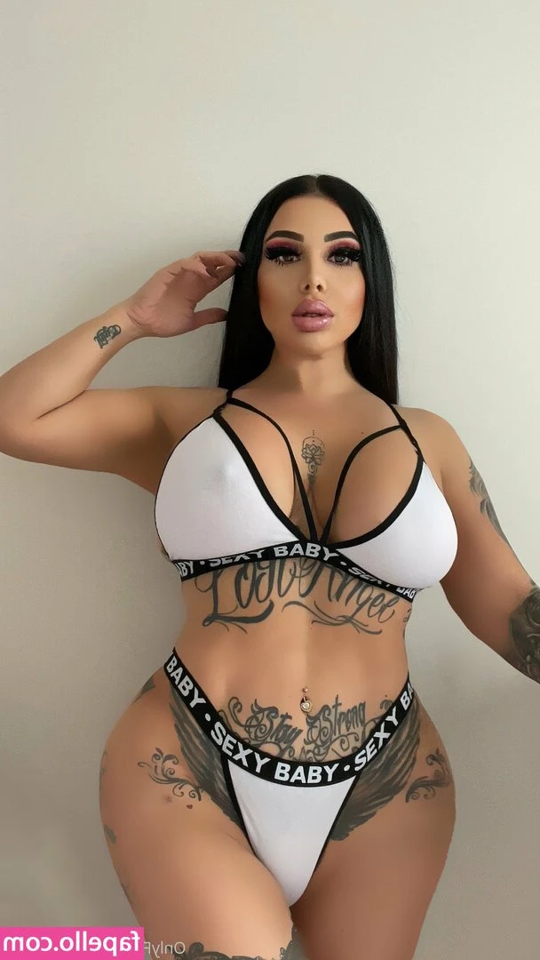 eda_esmr [ eda-esmr ] - .. just a quick check up on my size..LOL  I have not competed in 3