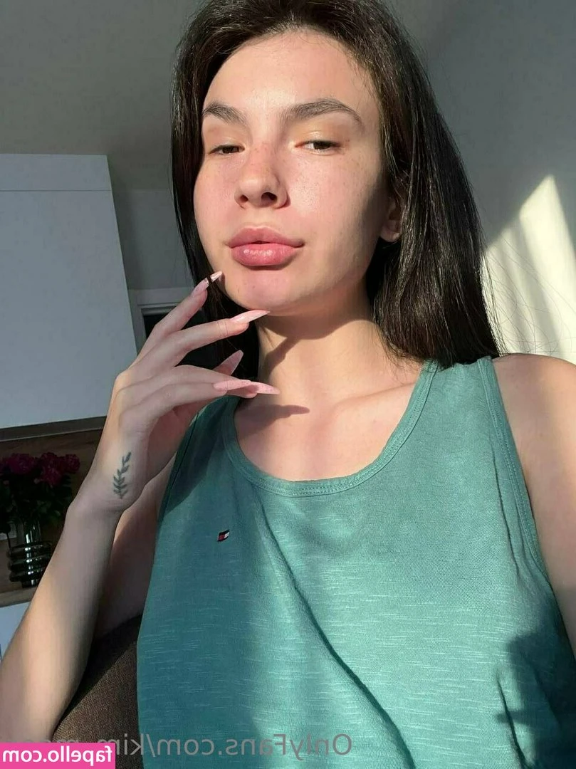 Kim Moor [ kim-moor ] - Have you dmed me lately? I’m playful in the dms aren’t I?