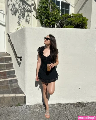 Sasha Grey [ sasha-grey ] - Hezký Velikonoce  Něco pro vás mám