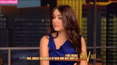 Sasha Grey [ sasha-grey ] - Il mio papy mi ha punita   My daddy punished me
