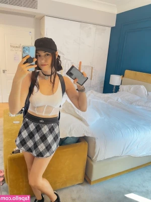 Sasha Grey [ sasha-grey ] - Hopefully life calms down and i can shoot new content next week