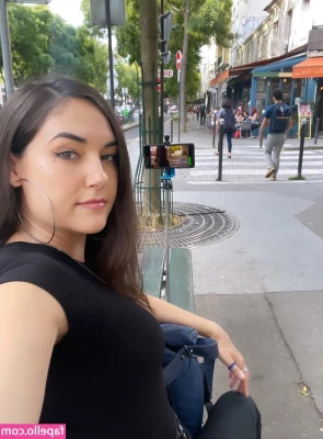 Sasha Grey [ sasha-grey ] - Booty or coochie