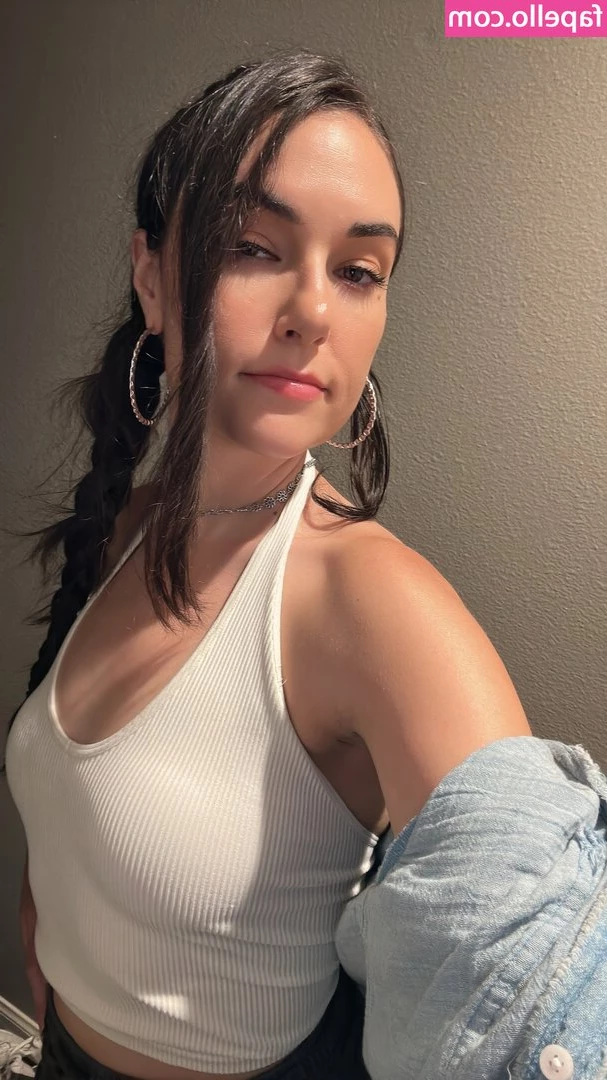 Sasha Grey [ sasha-grey ] - This beauty  hotstasyyy will rejoice with her tight holes only for