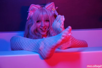 Olyashaa - Tell me  how are you going to milk my pussy