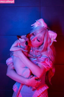 Olyashaa - EROTIC PICS, 80's style.