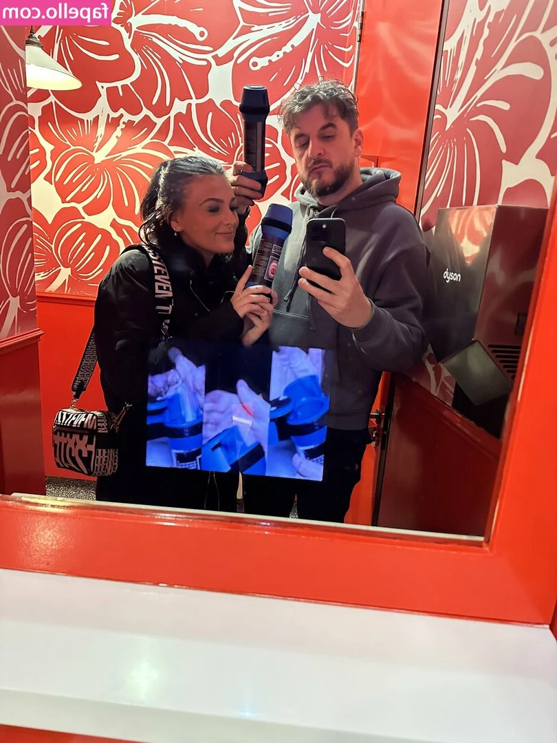 That Couple [ that-couple ] - What kind of content do y’all wanna see on this island ?? 😍 p.s.