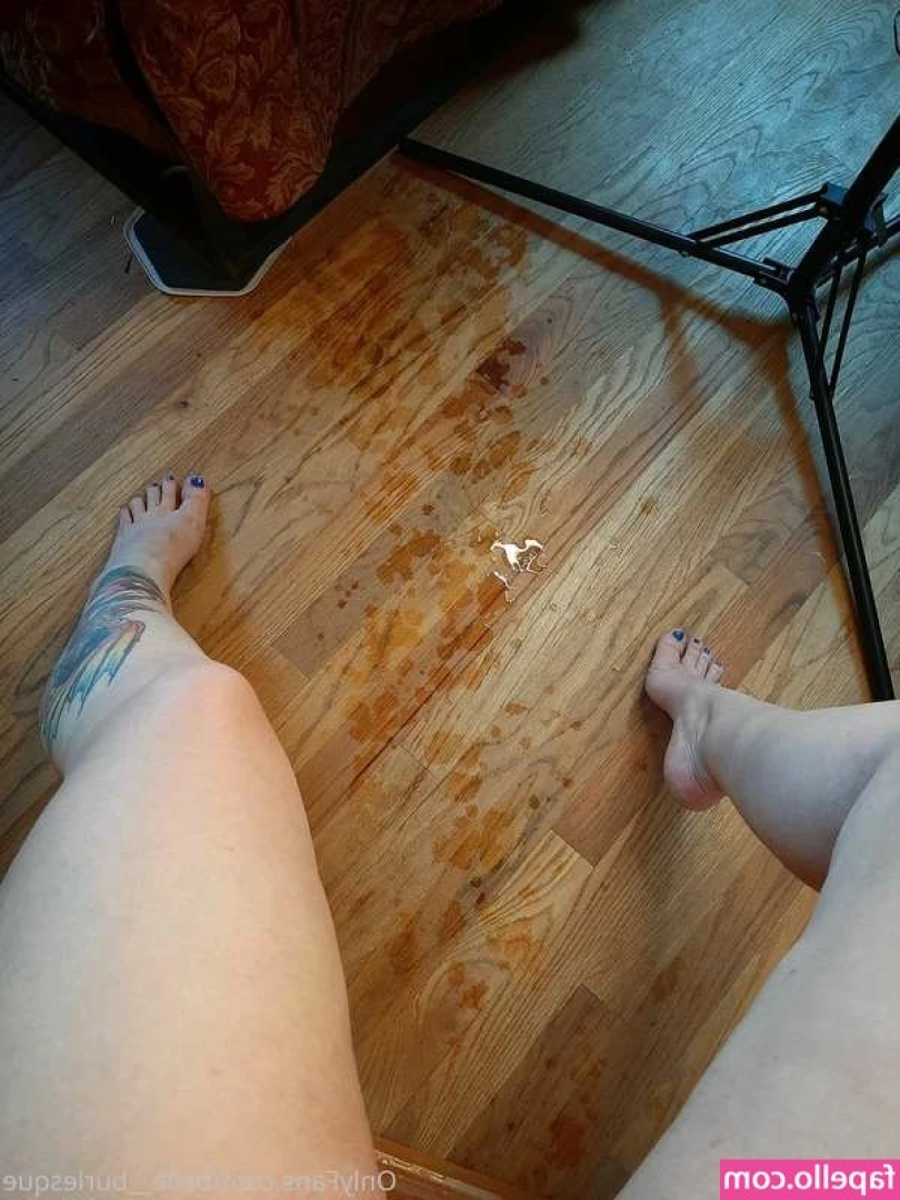 Belle__burlesque [ belle-burlesque ] - i love being ur personal fuck doll 🥺 anyone wanna pull on my long