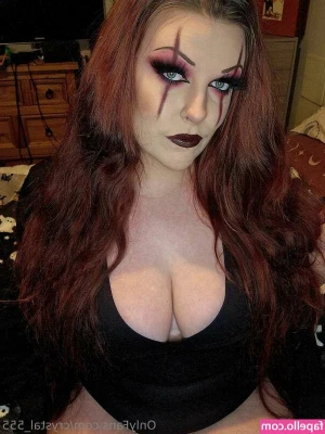 hannah_555 [ hannah-555 ] - The desire to tempt was born in me sooner than I could have