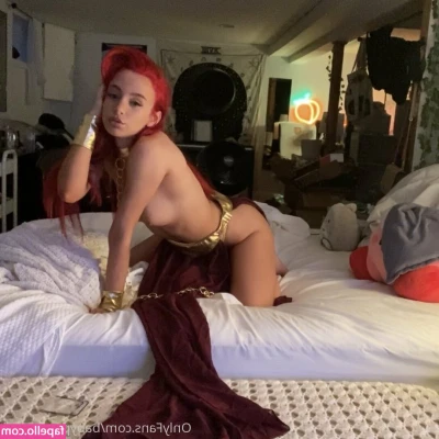 Slave Girl Leia Girls [ slave-girl-leia-girls ] - Dirty Talk Sloppy BJ in lingerie on the kitchen counter...kinky!!
