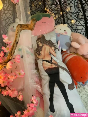 Sweetieline - Eat my pussy