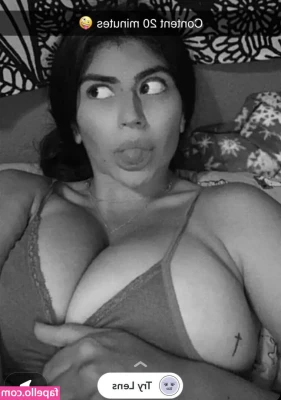 Emilia Torres [ emilia-torres ] - Would you worship me? 🥰